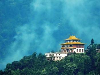 Gangtok Tsongo Experiential Tour Package