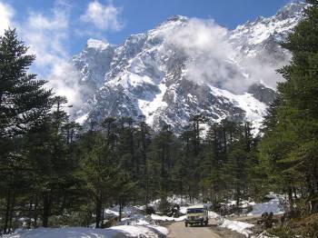 Gangtok Darjeeling North Sikkim Tour